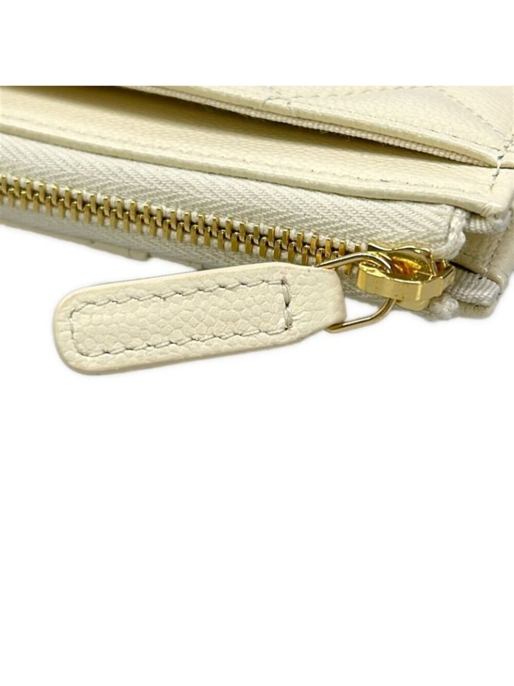 ★SOLD★ Chanel Coin Case Quilted Ivory Fragment L-shaped Zipper CC Logo Gold - Picture 9 of 10